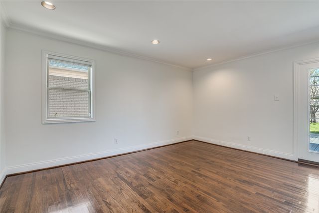 10651 Larchfield Lane, Dallas, TX 75238