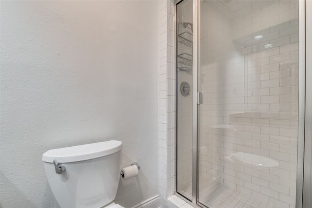 10651 Larchfield Lane, Dallas, TX 75238