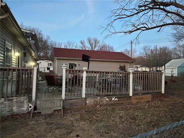 601 Main Street, Dearborn, MO 64439