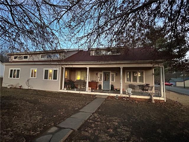 601 Main Street, Dearborn, MO 64439