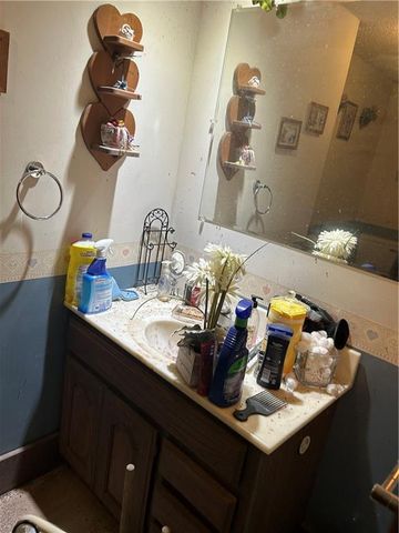 601 Main Street, Dearborn, MO 64439