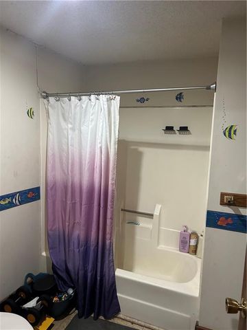 601 Main Street, Dearborn, MO 64439