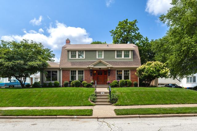 46 Kenwood Avenue, Davenport, IA 52803