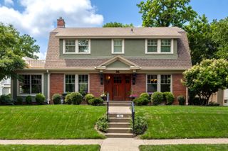 46 Kenwood Avenue, Davenport, IA 52803