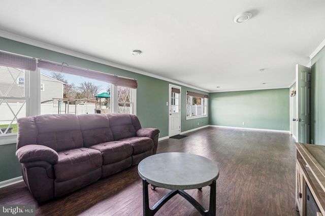 1606 PLEASANT DR, Cherry Hill, NJ 08003