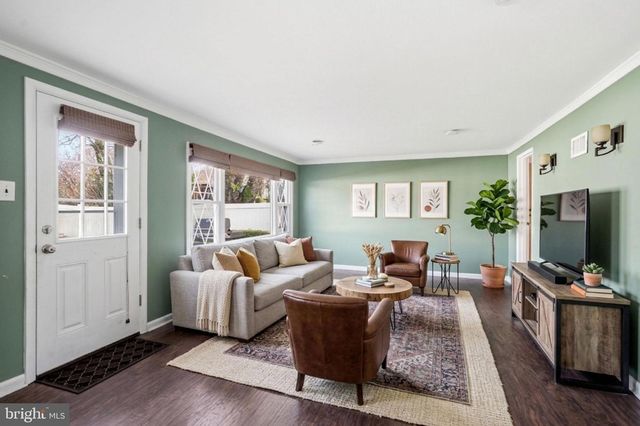 1606 PLEASANT DR, Cherry Hill, NJ 08003