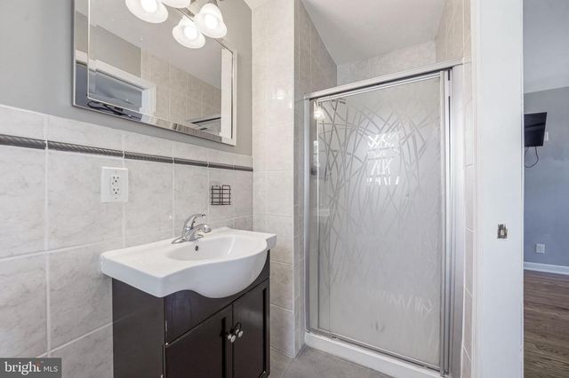 1606 PLEASANT DR, Cherry Hill, NJ 08003