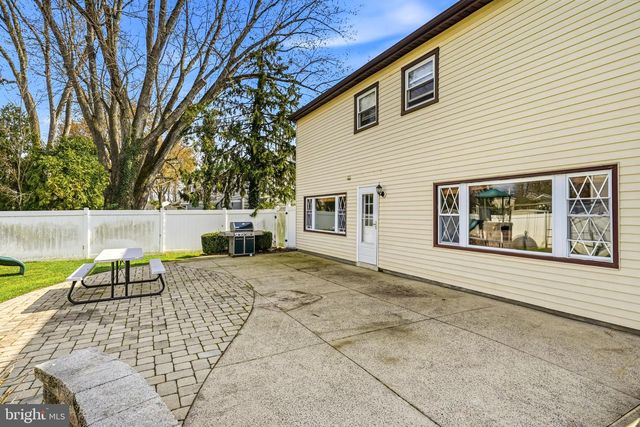 1606 PLEASANT DR, Cherry Hill, NJ 08003