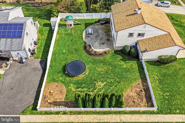 1606 PLEASANT DR, Cherry Hill, NJ 08003