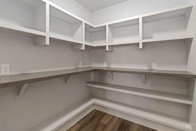 4064 W Temple Dr., Eagle, ID 83616