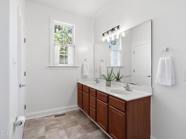 10 Kinderkamack Road, Youngsville, NC 27596