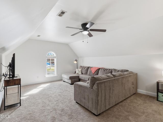 10 Kinderkamack Road, Youngsville, NC 27596