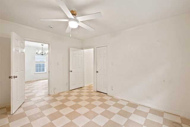 5005 Lyons Avenue, Houston, TX 77020