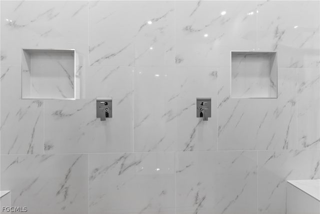 4107 16th ST SW, Lehigh Acres, FL 33976