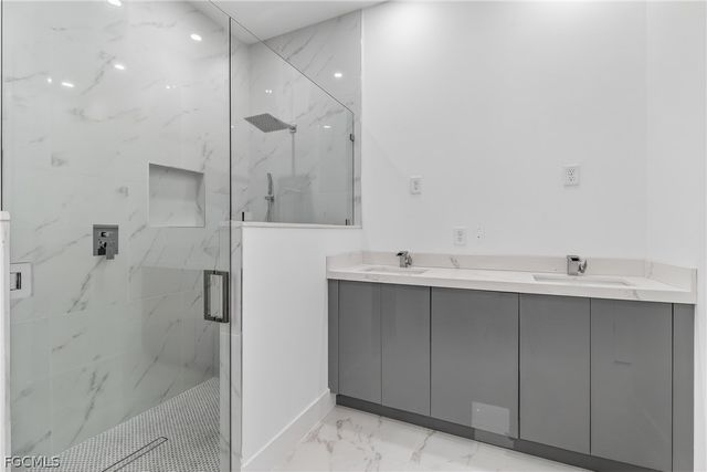 4107 16th ST SW, Lehigh Acres, FL 33976