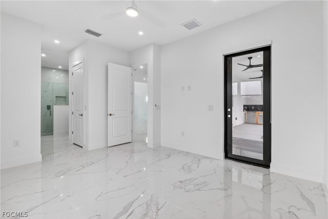 4107 16th ST SW, Lehigh Acres, FL 33976