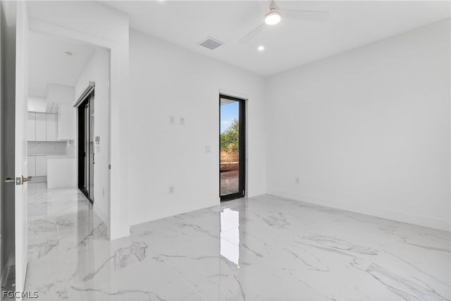 4107 16th ST SW, Lehigh Acres, FL 33976