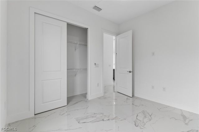 4107 16th ST SW, Lehigh Acres, FL 33976