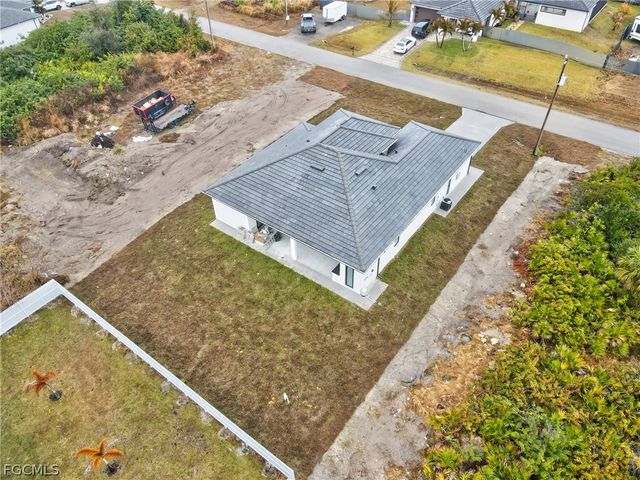 4107 16th ST SW, Lehigh Acres, FL 33976