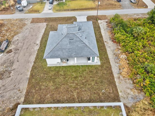 4107 16th ST SW, Lehigh Acres, FL 33976