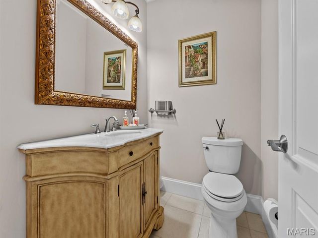 360 Laduemont Drive, St Louis, MO 63141