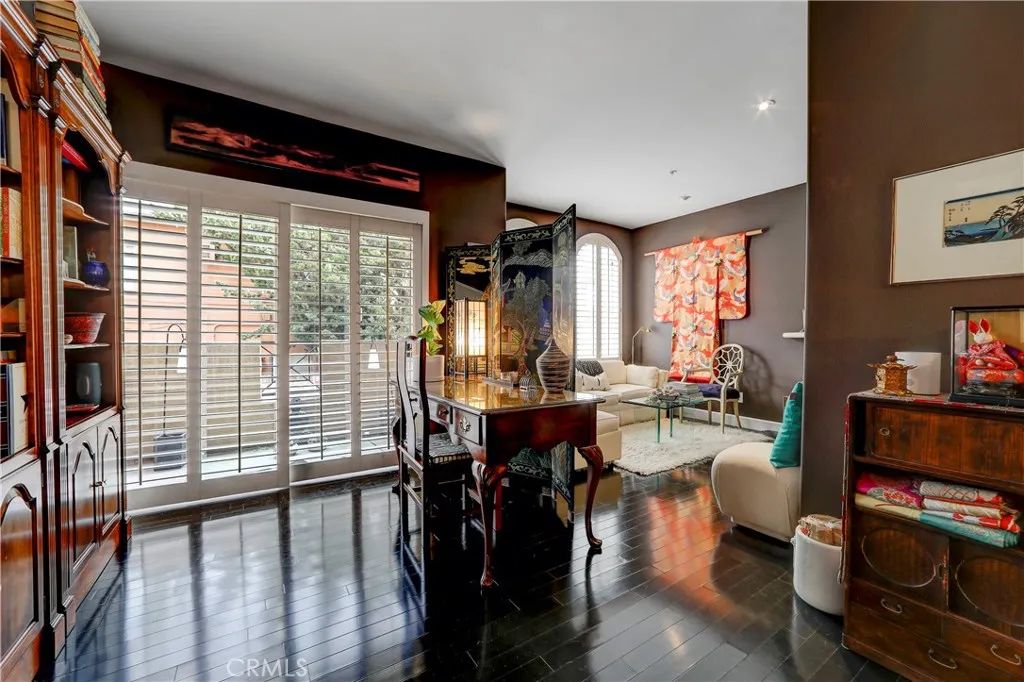 12060 Hoffman 107, Studio City, CA 91604