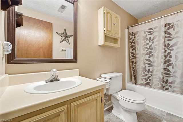 1507 NC Highway 65 E, Walnut Cove, NC 27052