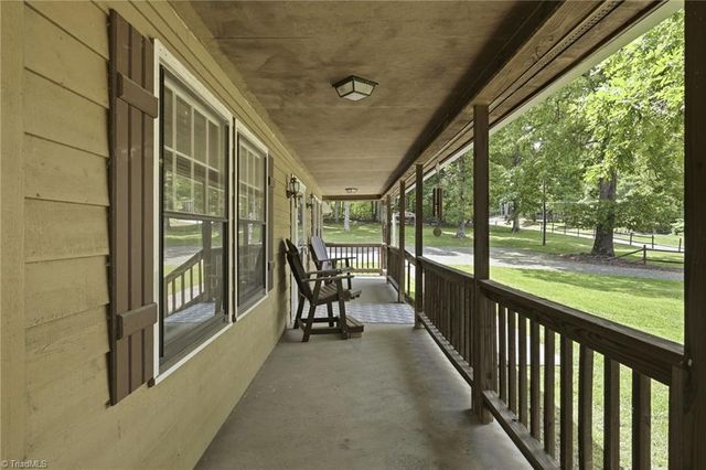 1507 NC Highway 65 E, Walnut Cove, NC 27052
