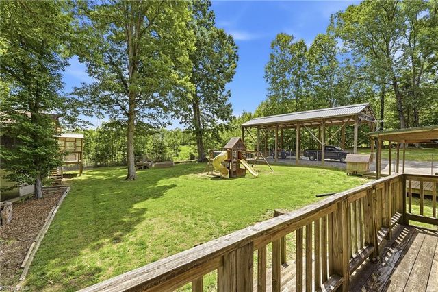 1507 NC Highway 65 E, Walnut Cove, NC 27052