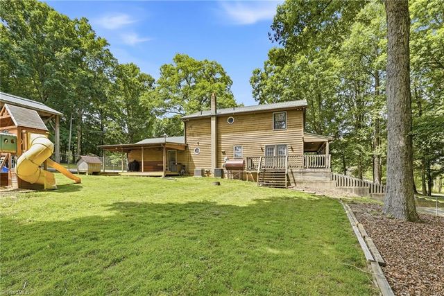 1507 NC Highway 65 E, Walnut Cove, NC 27052