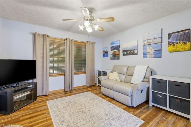 1507 NC Highway 65 E, Walnut Cove, NC 27052