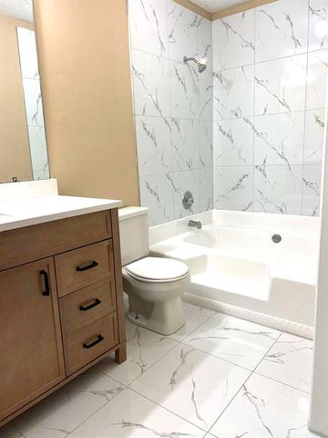 8034 S Bay Court, Riverdale, GA 30274