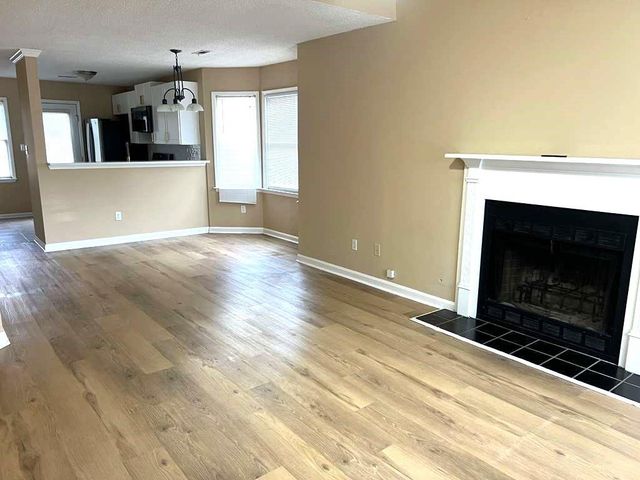 8034 S Bay Court, Riverdale, GA 30274