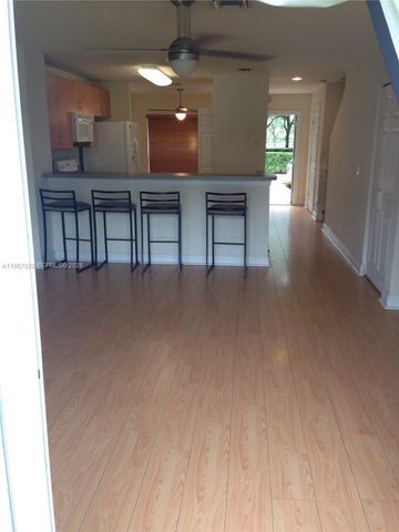 10025 SW 24th Ct, Miramar, FL 33025