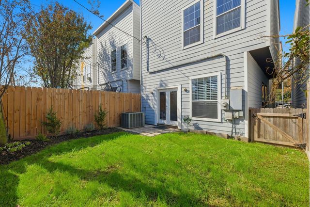 1834 Woodvine Drive, Houston, TX 77055