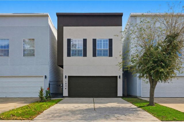 1834 Woodvine Drive, Houston, TX 77055