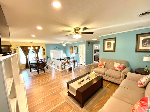 310 Boxwood Drive, Paducah, KY 42001