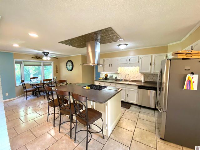 310 Boxwood Drive, Paducah, KY 42001