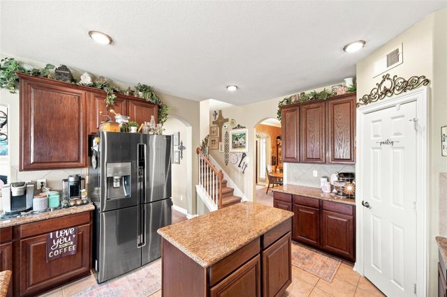 8950 Tumblewood Drive, Beach City, TX 77523