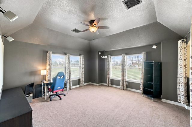 8950 Tumblewood Drive, Beach City, TX 77523
