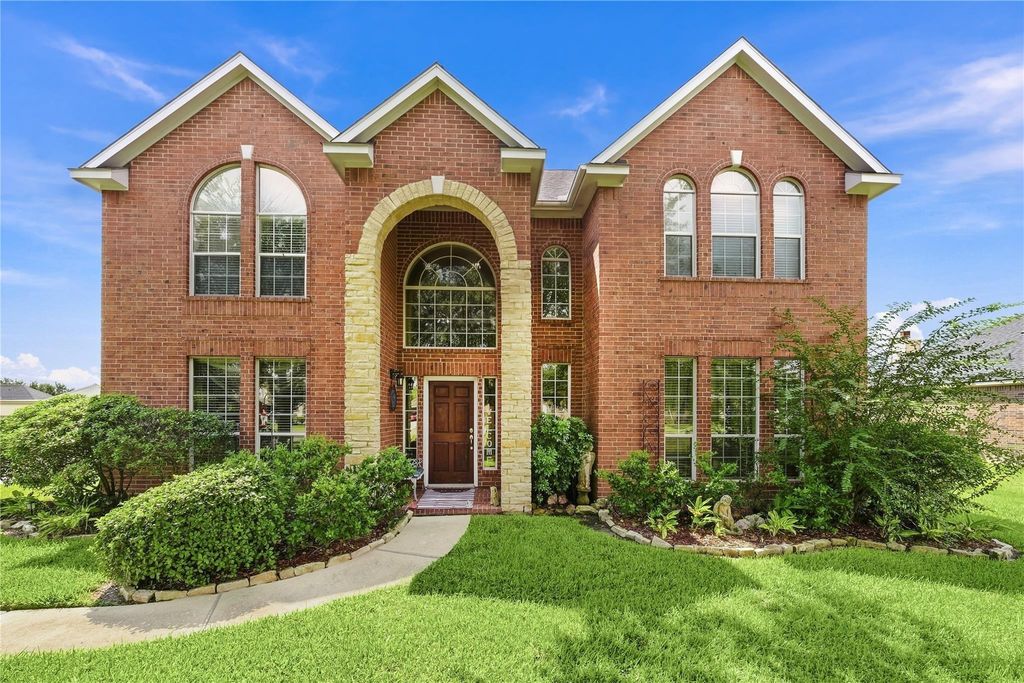 8950 Tumblewood Drive, Beach City, TX 77523