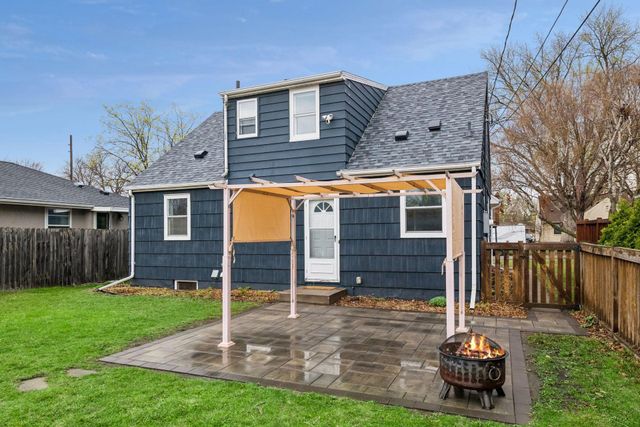 1605 Nokomis Court, Minneapolis, MN 55417