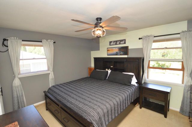 6162 S Delaware AVENUE, Cudahy, WI 53110