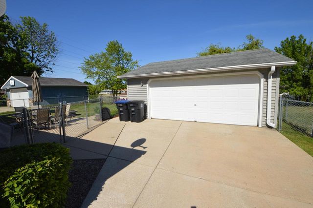 6162 S Delaware AVENUE, Cudahy, WI 53110
