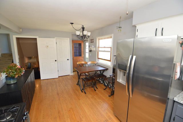 6162 S Delaware AVENUE, Cudahy, WI 53110