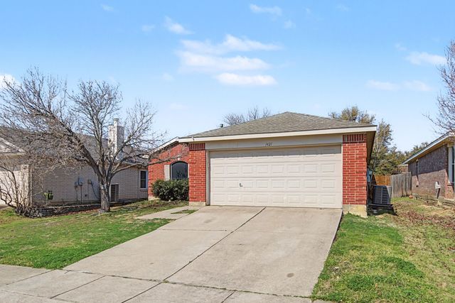 1421 Knottingham Drive, Little Elm, TX 75068