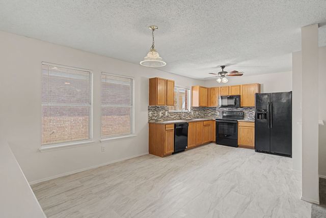 1421 Knottingham Drive, Little Elm, TX 75068