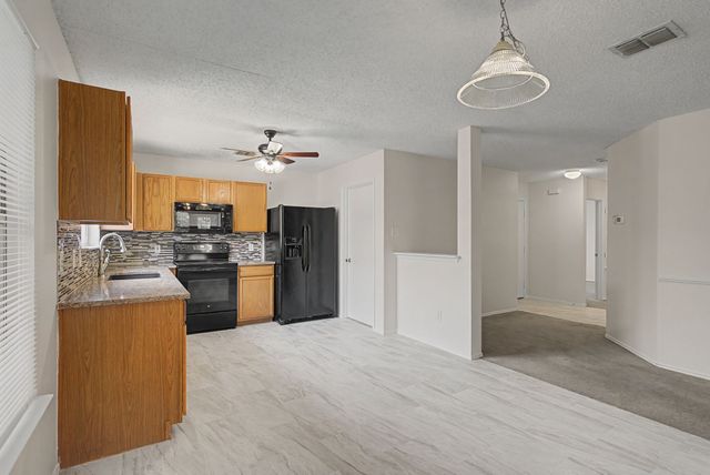 1421 Knottingham Drive, Little Elm, TX 75068