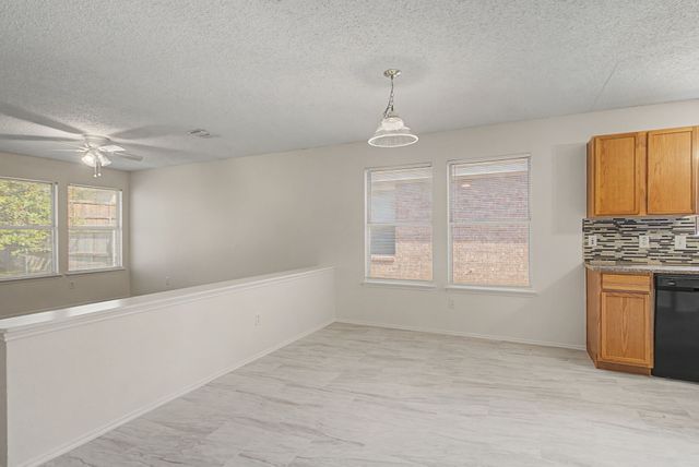 1421 Knottingham Drive, Little Elm, TX 75068