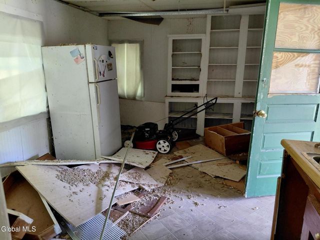 324 W Glenville Road, Glenville, NY 12302